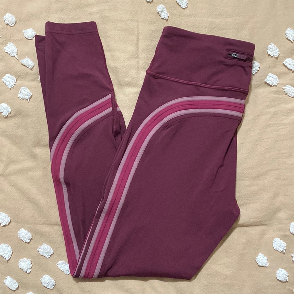 Lululemon Yoga Pants - Picture 1 of 3